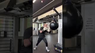 Learn this Triple G Combo🥊 boxing boxingtraining coach shorts boxingworkout boxingnews fit [upl. by Maise]