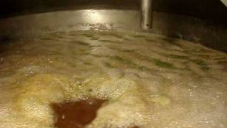 Cerveza Artesanal microcerveceria cerveza casera microbreweriesVideo Hervor [upl. by Etyak920]