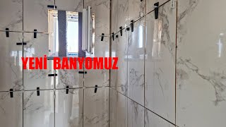 YENİ EVİMİZİN BANYO DUVARLRININ FAYANSLARI BİTTİ TABANI KALDI [upl. by Oivalf561]