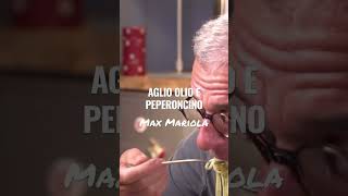 Aglio olio e peperoncino di Max Mariola ricetta shorts aglioeolio maxmariola [upl. by Horvitz456]