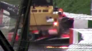 Jules Bianchi crash en direct Suzuka F1 2014 [upl. by Benoit553]