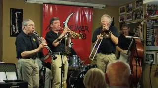 Storyville Jassband NL plays quotStevedore Stompquot [upl. by Ama]