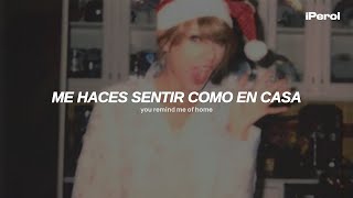 Taylor Swift  Christmas Tree Farm Español  Lyrics [upl. by Eidur]