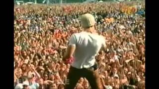 Enrique Iglesias  Escape live  Party In The Park 2002 [upl. by Oeak]