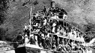 Navigating the Whanganui River [upl. by Marston83]