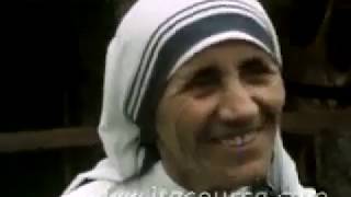 Mother Teresa visits Bangladesh Liberation War  1971  West Bengal  India  Refugee Camp [upl. by Yael]