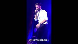 Kendji Girac quot Avec Toi quot à la cigale à Paris [upl. by Nagrom198]