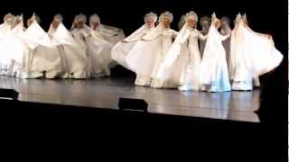 ХОРОВОД «СЕВЕРНОЕ СИЯНИЕ»  ENSEMBLE FOLKLORIQUE RUSSE «BERIOZKA» [upl. by Alhahs]