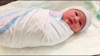 How to Swaddle a Baby  Swaddle a Newborn Baby 3 Easy Ways [upl. by Anile]