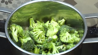 Recette de soupe de brocoli facile et rapide  Les enfants en redemandent [upl. by Torrance]