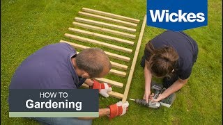 How to Assemble Deck Railings with Wickes [upl. by Esilram868]