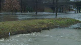 Cars stuck in flooded roads creek continues to rise [upl. by Haet]