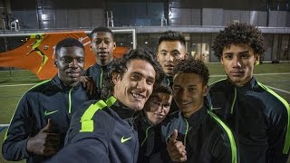 GO Sport  Nike Football  Finish It Contest et rencontre avec Edinson Cavani  Hypervenom III [upl. by Htinek681]