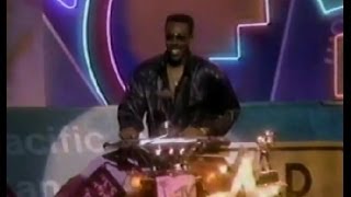 1988 ARSENIO HALL hosting the MTV VIDEO MUSIC AWARDS [upl. by Neelyt]