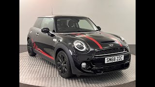 2018 Mini Cooper S Video Walkaround [upl. by Nerak]