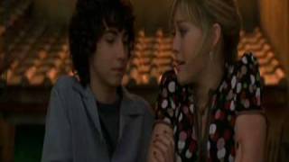 Lizzie McGuire  Lizzie amp Gordo quotOpen Your Eyes to Lovequot [upl. by Nelda]