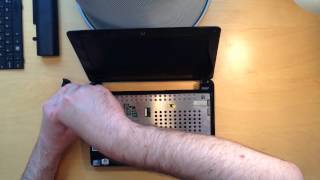 Asus Eee PC 1005HA  How to replace HDD with SSD  Part 33 [upl. by Dulcy]