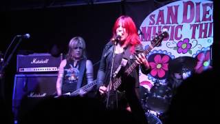 L7 LiveSan Diego Music Thing 2015 [upl. by Enirhtak]