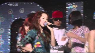 HD 2NE1 Pretty Boy Live [upl. by Cirri]