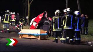 Drei junge Menschen sterben bei Unfall in Coesfeld [upl. by Notanhoj163]