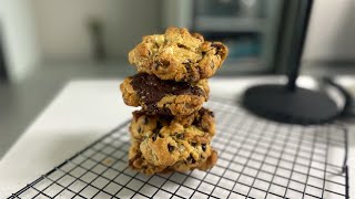 Eng 뉴욕의 3대 쿠키 중 하나인 르뱅쿠키 레시피 Levain Bakery Style Chocolate Chip Cookies recipe [upl. by Falconer751]