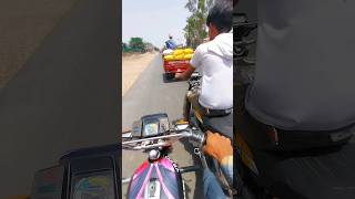 Road par dosera biker ki madat kara 🥹 [upl. by Bette-Ann]