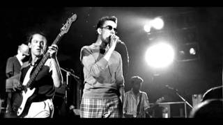 The Specials quotDo Nothingquot Paramount Theater Staten Island 21081981 [upl. by Anilah]