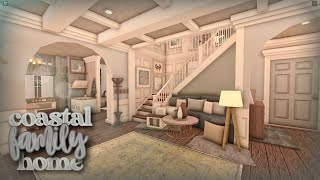 BLOXBURG  Coastal Family Home speedbuild [upl. by Eirrac]