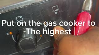 How to boil water on a gas cooker how to boil water for baby’s bath  how to use the gas cooker [upl. by Moll]