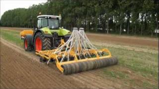 CLAAS Axion 810 amp Agrisem TriOSem [upl. by Enalb]