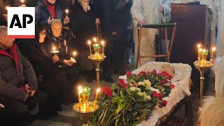 Alexei Navalnys coffin arrives at Moscow cemetery [upl. by Elinore]