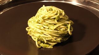 PESTO aus LECKEREM RUCOLA natürlich mit SPAGHETTI [upl. by Innor]