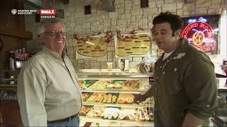 Adam vola in Texas per le Ciambelle Giganti  Scoprite lingrediente segreto  Man vs Food [upl. by Areem581]