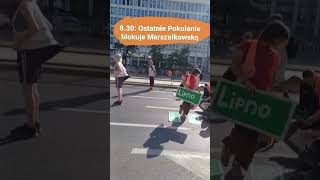 🇵🇱 Aktivisti ostatniepokolenie blockieren um 830 Uhr den Straßenverkehr 18724 letztegeneration [upl. by Mauricio]