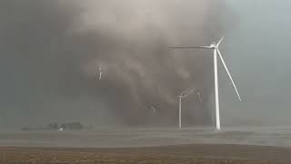 INSANE TORNADO PIPE intercept with windmills toppled near Greenfield Iowa [upl. by Byrom917]