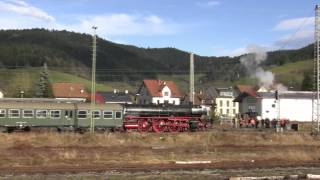 Dampfspektakel auf der Schwarzwaldbahn Dreikönigsdampf mit 64 419 52 7596 58 311 und 01 150 [upl. by Alleinad]