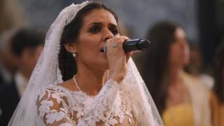 O momento em que Cuca Roseta canta quotAvé Mariaquot no seu próprio casamento [upl. by Abrahamsen]