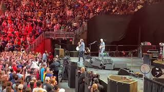 Yellow Ledbetter Live Pearl Jam Gila River Arena Glendale Arizona 5922 [upl. by Nezam]