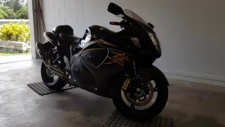 2015 Suzuki Hayabusa GSX1300R Walkaround Start up with Yoshimura Carbon slip on exhaust [upl. by Gokey937]