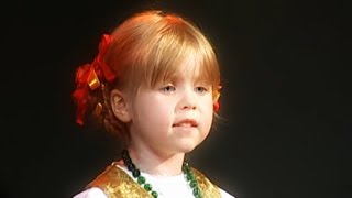 Vaikiška Advento liaudies dainelė  Lithuanian Childrens song  Darži oželis leliumoj [upl. by Bocaj832]