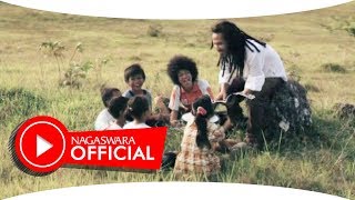 Ipang  Serdadu Kumbang Official Music Video NAGASWARA music [upl. by Neelasor]