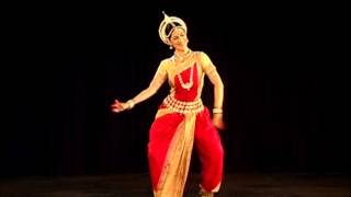 Danza Clásica de la India ODISSI Anandini Dasi Bharatya Vidya Bhavan Mylapore Chennai [upl. by Tierney]