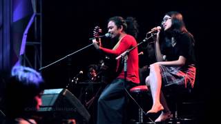 Mari Bercerita  Payung Teduh feat Icha [upl. by Iey]