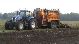 Loonbedrijf Prenger met New Holland T8020 en Veenhuis Schuifassentank [upl. by Missy743]