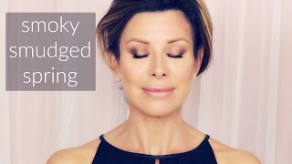 Smudged amp Smoked Spring Makeup Tutorial [upl. by Aneras]