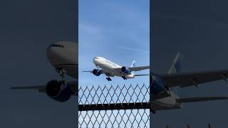 N69020 B777200 United Airlines 948 from San Francisco LHR27R shorts planespotting [upl. by Almeida]