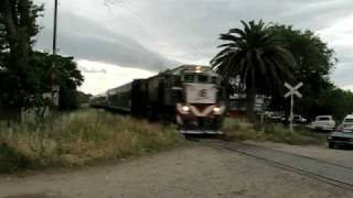 Tren 307 de Ferrobaires con 7902 [upl. by Grados339]