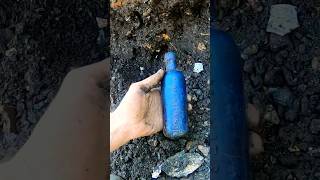 digging a Newcastle Blue mineral bottledigging relicdigging [upl. by Acirrehs33]