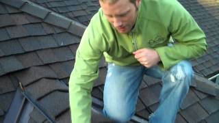 Pro Roofing Tip  Externally Baffled Ridge Ventilation Ridgevent [upl. by Nahgeam]