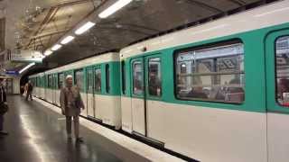 Paris MF67 Métro 12  Abbesses [upl. by Amalea]